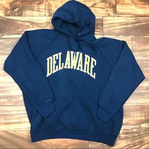 Vintage 80s Delaware university sweatshirt